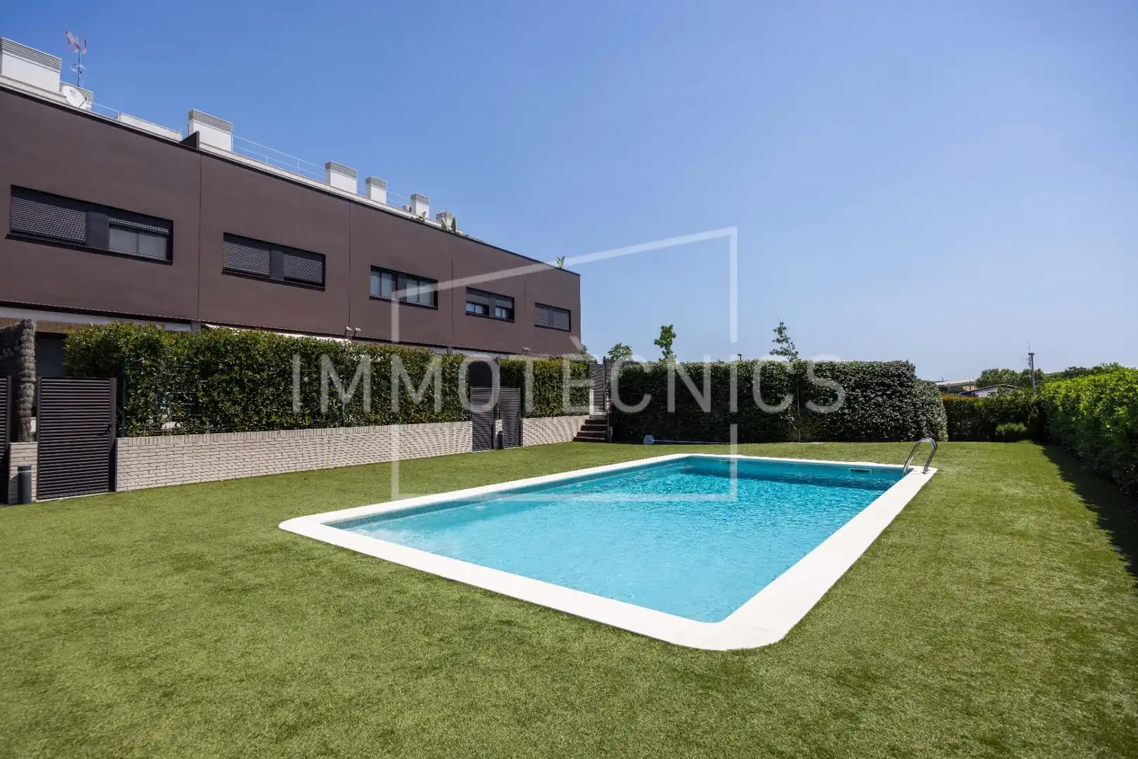 Piscina de Dúplex en venta en L'Ametlla del Vallès con Calefacción, Jardín privado y Terraza
