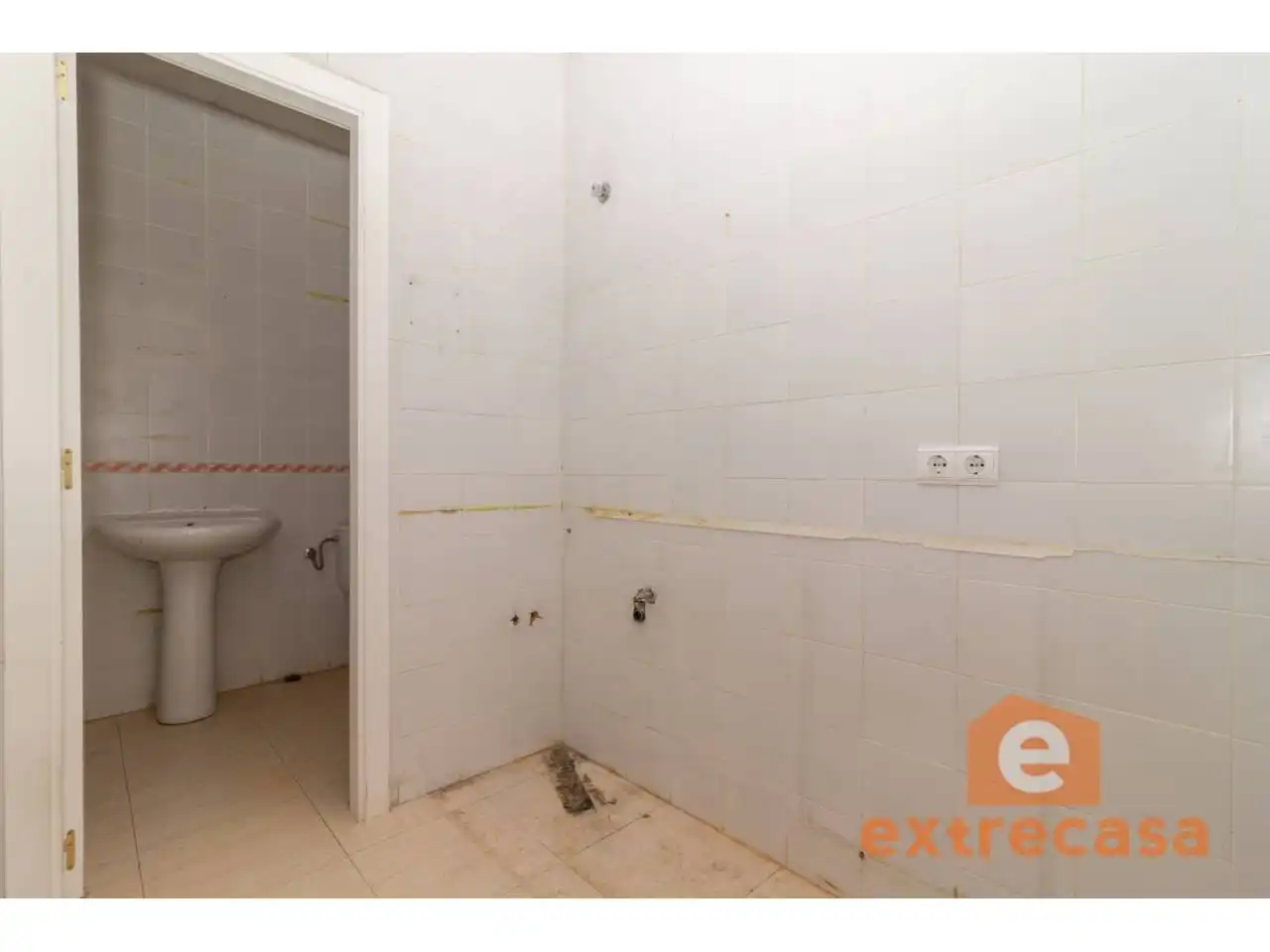 Bany de Local en venda en Badajoz