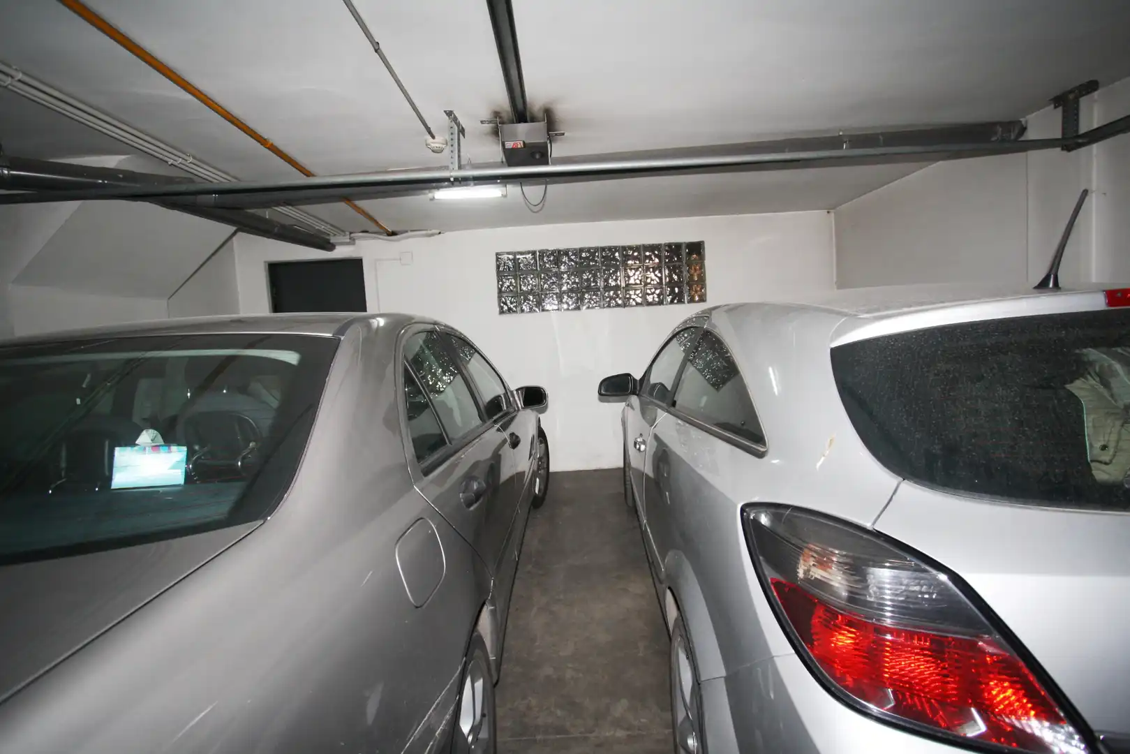 Parking de Casa adosada en venta en Albacete con Aire acondicionado, Calefacción y Terraza