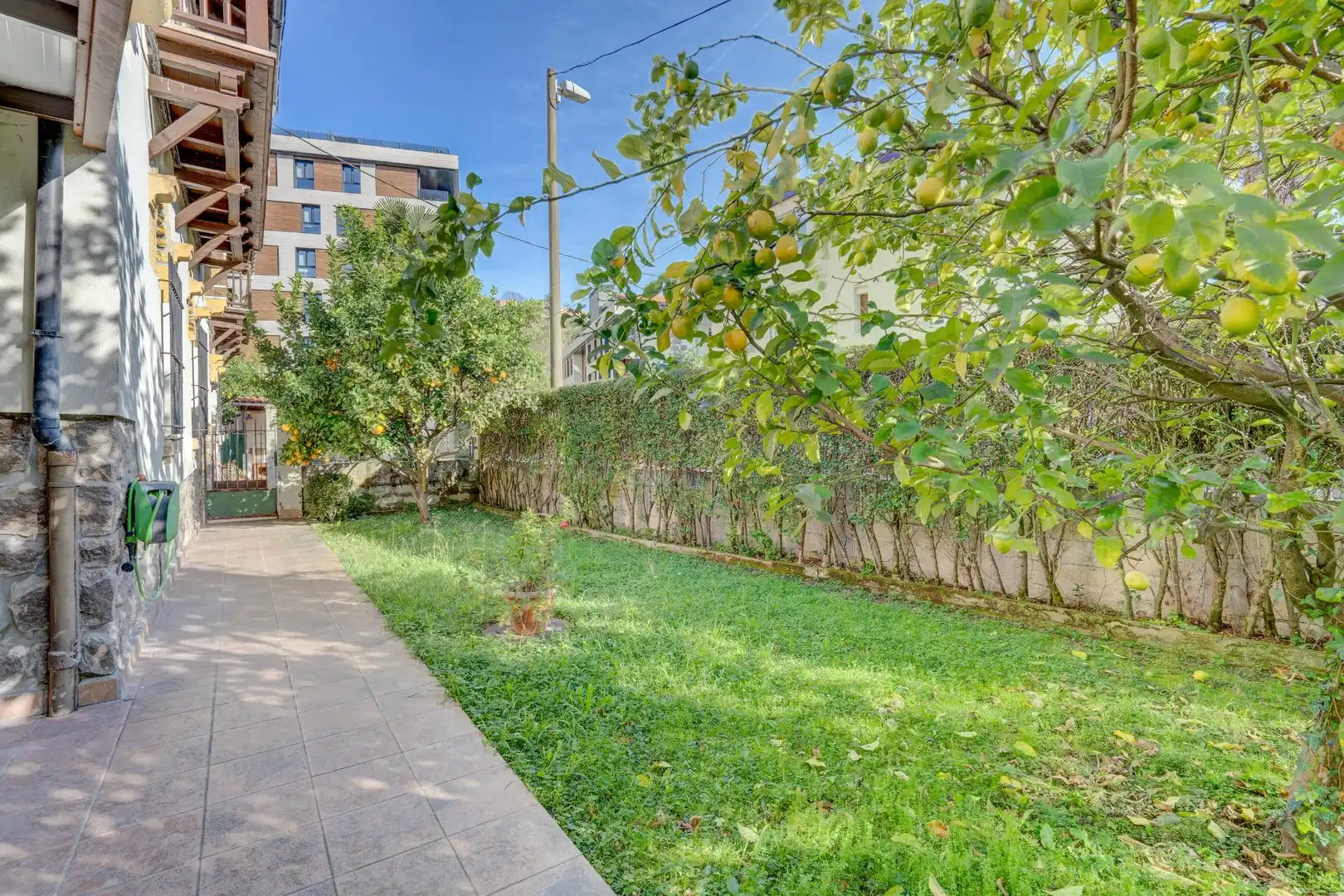 Jardí de Pis en venda en Donostia - San Sebastián  amb Calefacció i Jardí privat