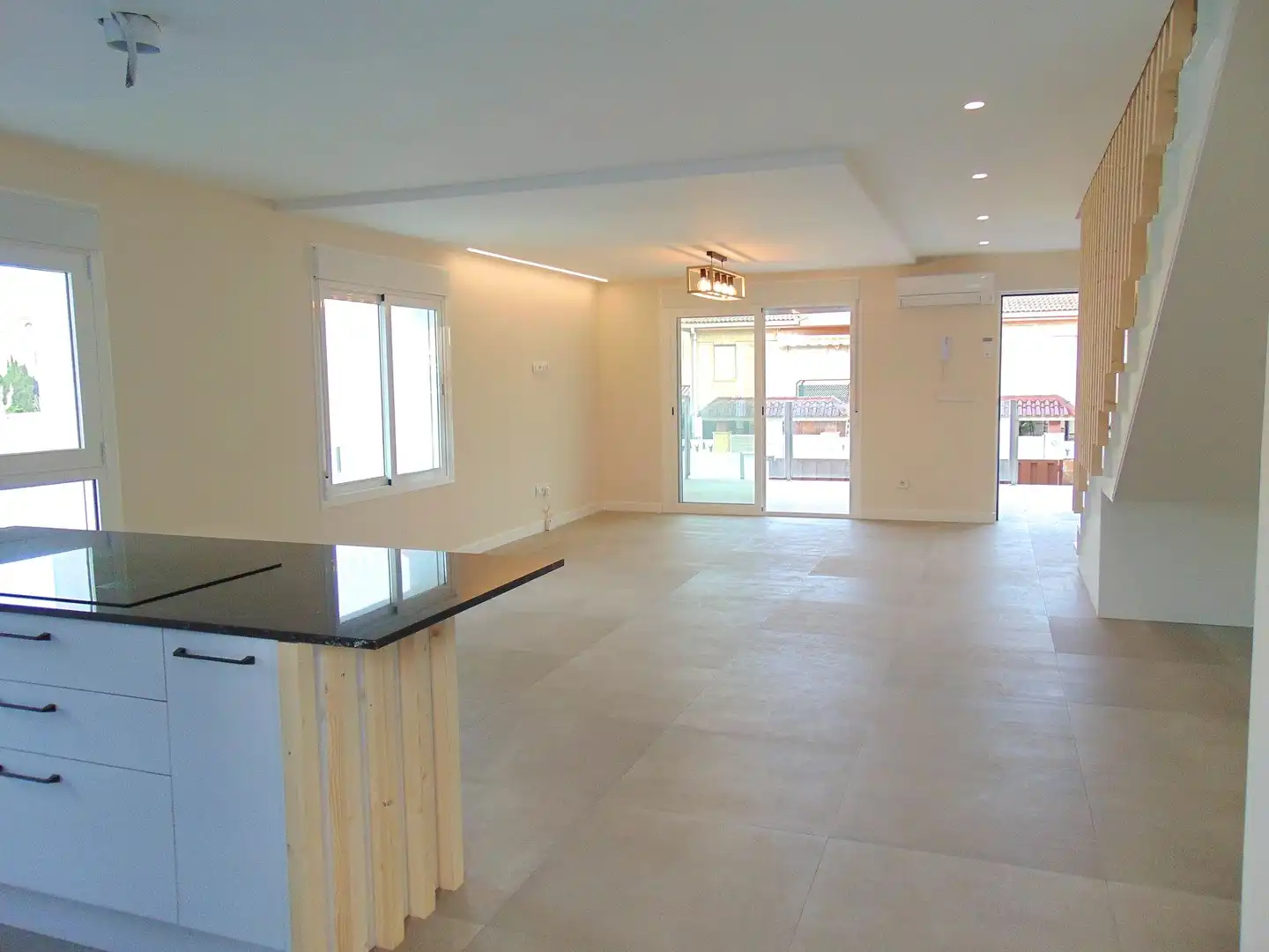 Casa adosada en venta en San Pedro del Pinatar con Aire acondicionado, Calefacción y Jardín privado
