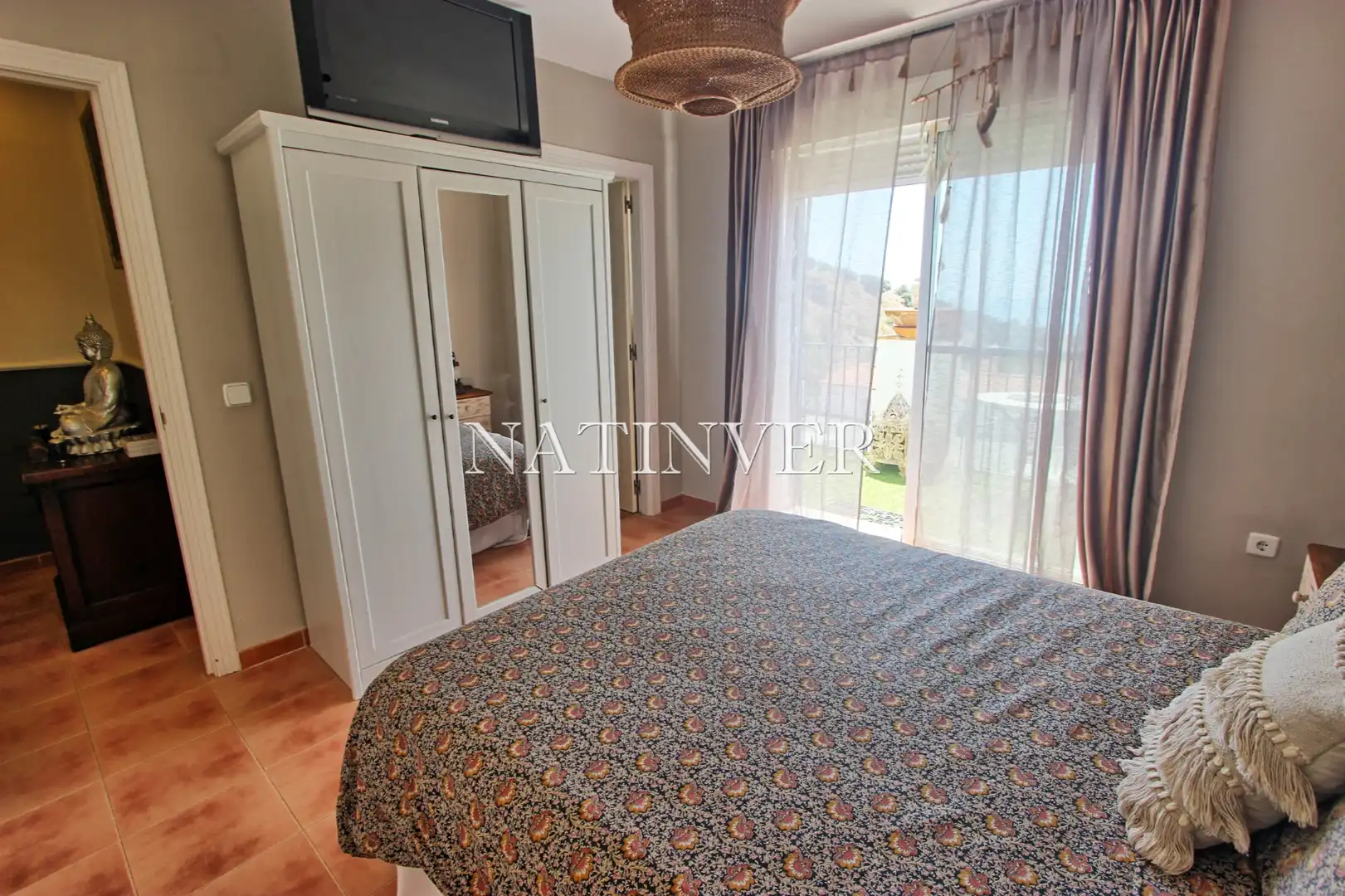 Dormitori de Casa adosada en venda en Vélez-Málaga amb Terrassa i Traster