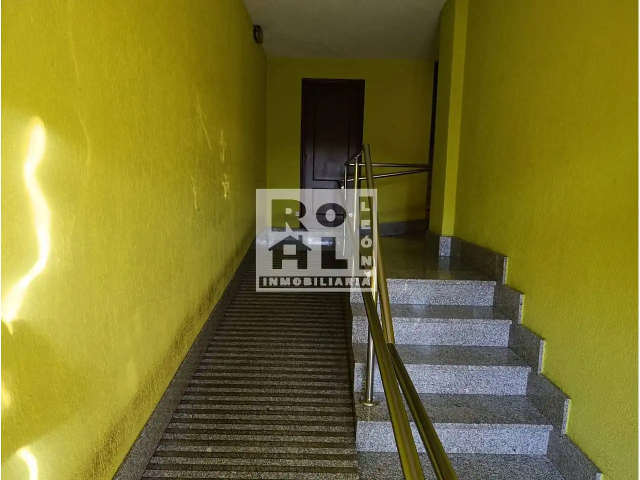 Piso en venta en León Capital  con Calefacción, Terraza y Trastero