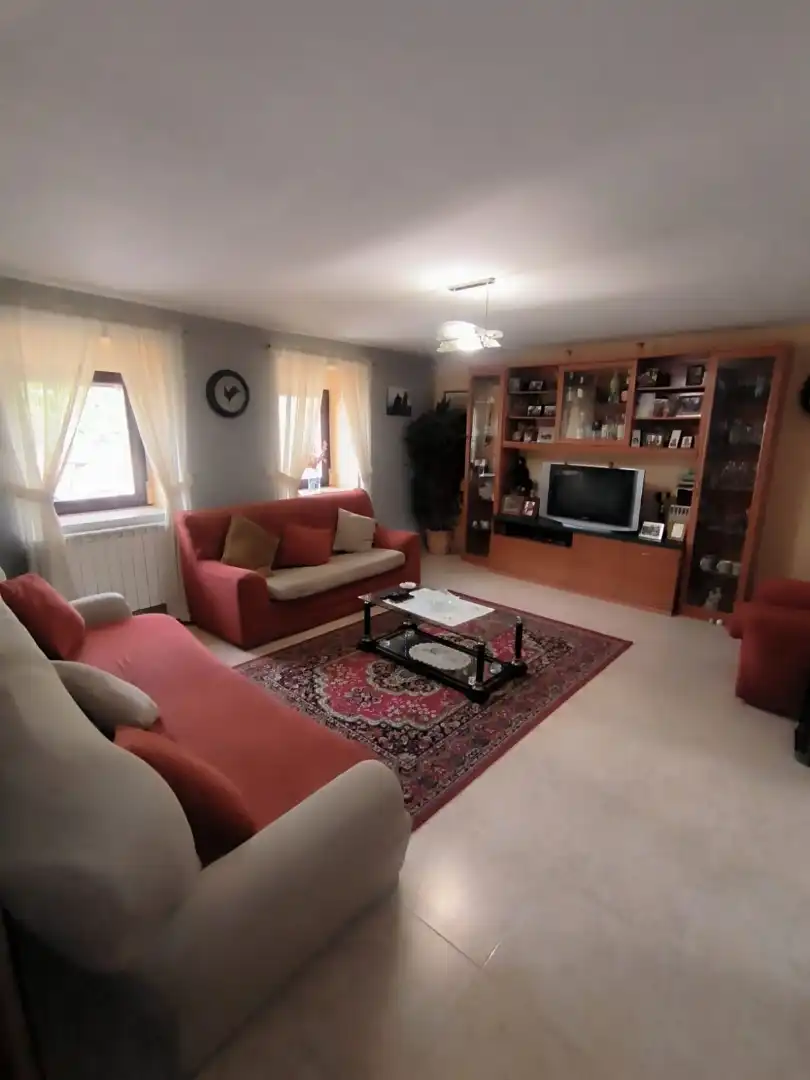 Sala de estar de Casa o chalet en venta en Arenillas de Riopisuerga con Calefacción, Jardín privado y Piscina