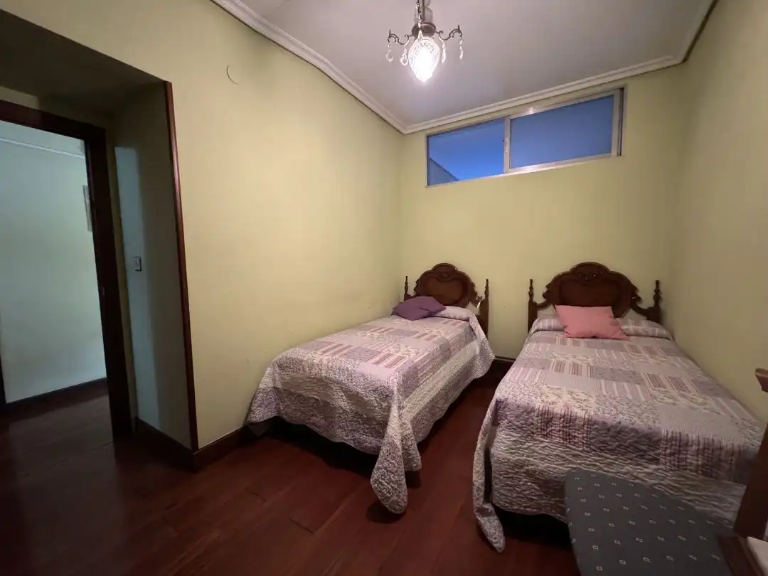 Habitación de Piso en venta en Bergara con Calefacción, Jardín privado y Amueblado