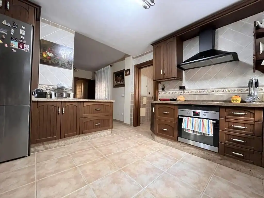 Cocina de Casa o chalet en venta en Málaga con Aire acondicionado, Calefacción y Jardín privado