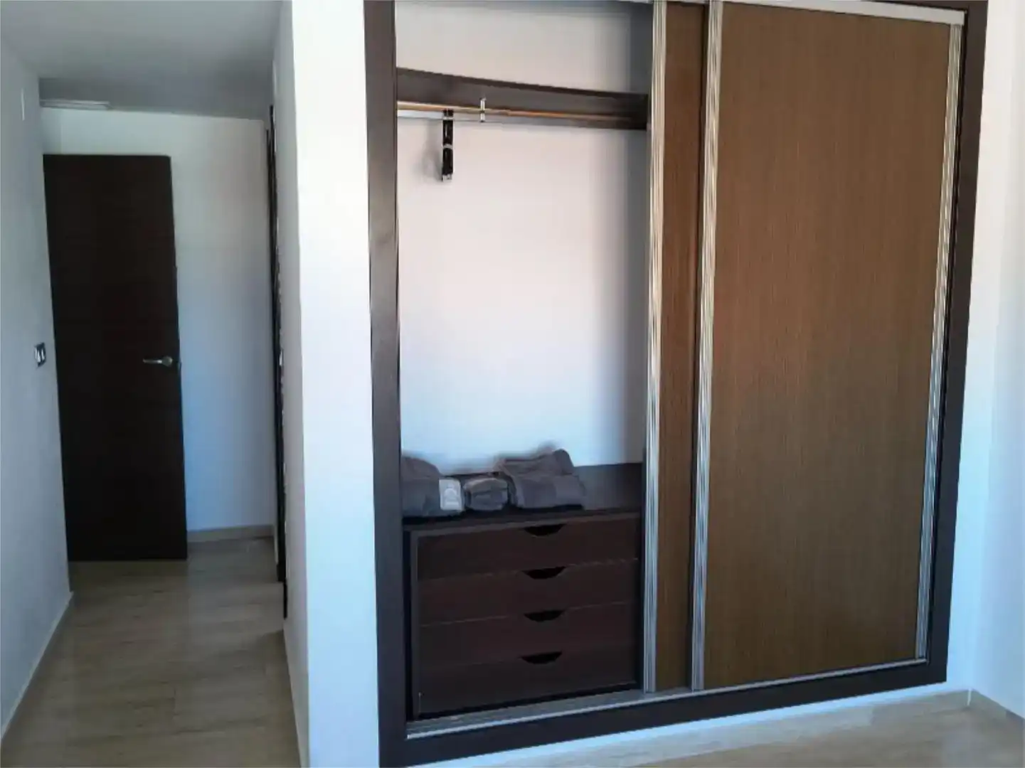 Schlafzimmer von Dachboden zur Miete in Alicante / Alacant mit Klimaanlage, Schwimmbad und Balkon