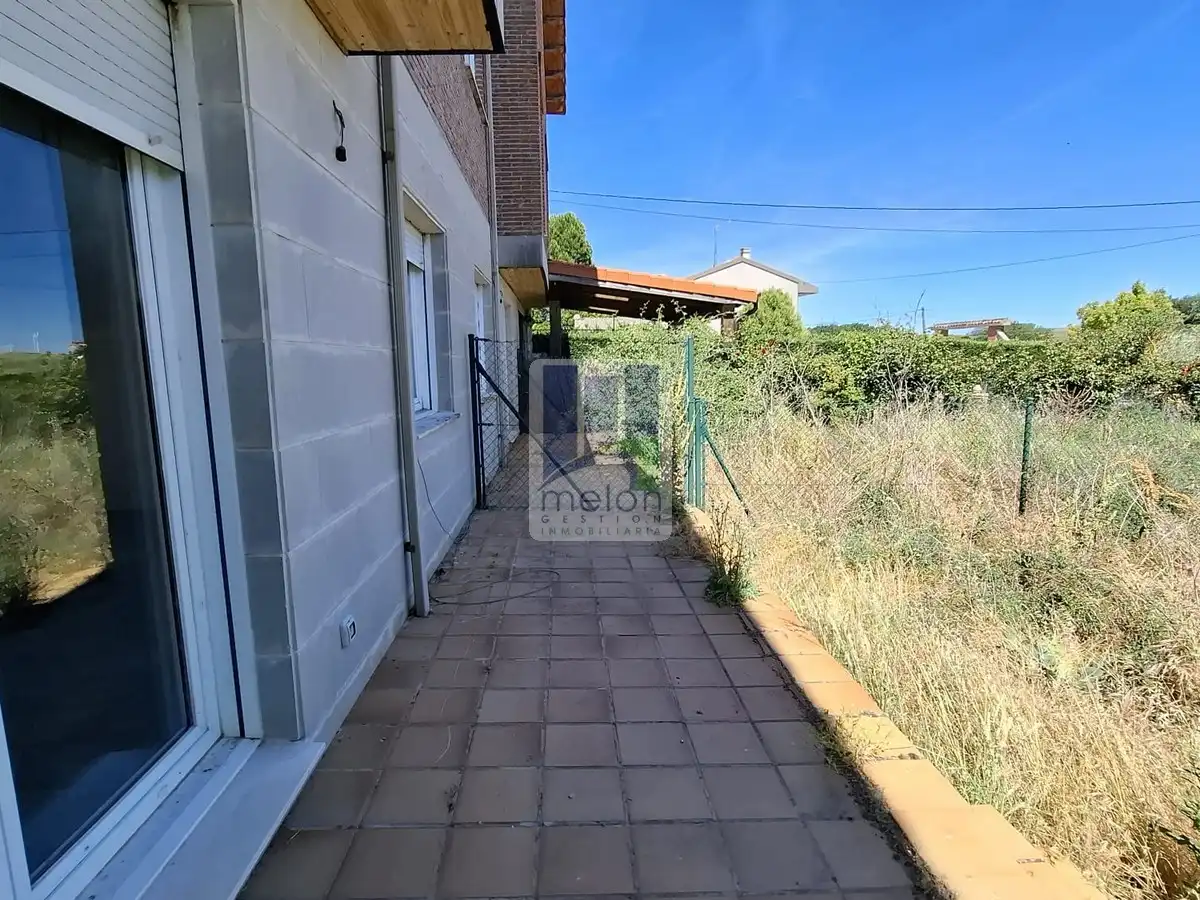 Exterior view of Houses for sale in Frandovínez