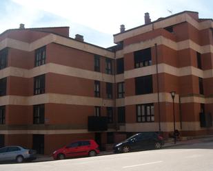 Vista exterior de Àtic en venda en Soria Capital  amb Terrassa