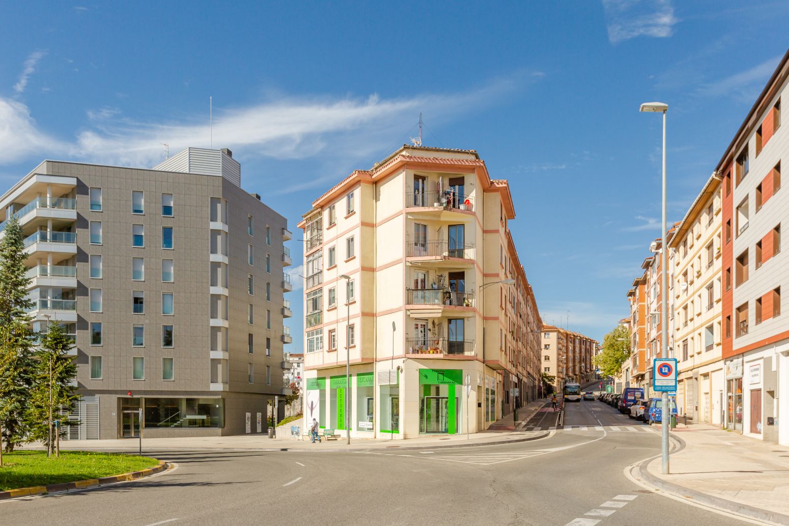 Exterior view of Flat for sale in  Pamplona / Iruña  with Heating, Parquet flooring and Storage room