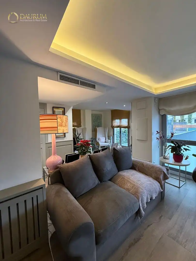 Living room of Detached homes for sale in Boadilla del Monte  with Air Conditioner, Heating and Terrace
