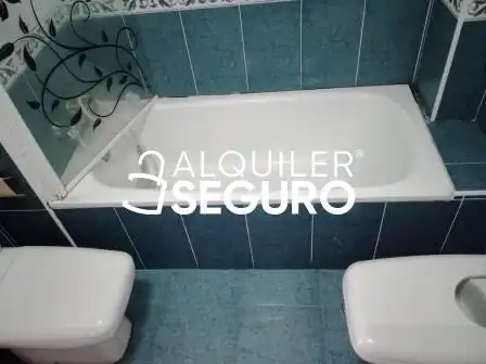 Bathroom of Attic for rent in Zaratán  with Heating, Terrace and Storage room