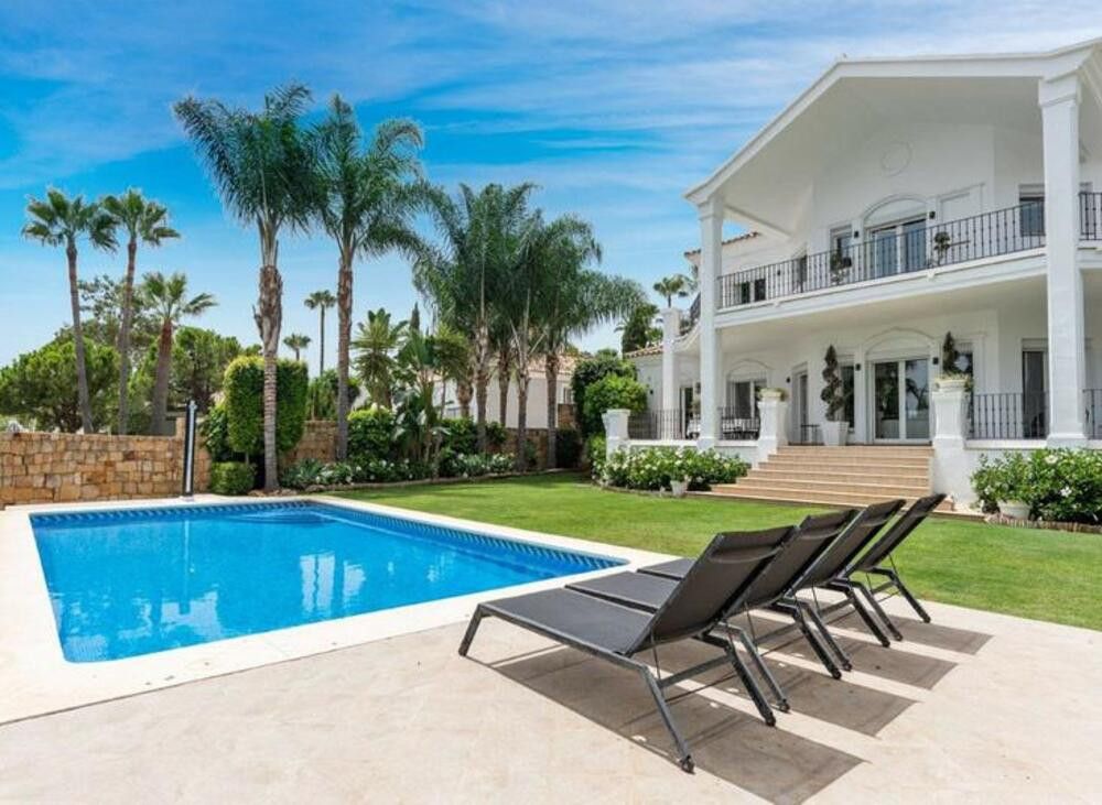 Jardí de Casa o xalet en venda en Marbella amb Aire condicionat, Jardí privat i Terrassa