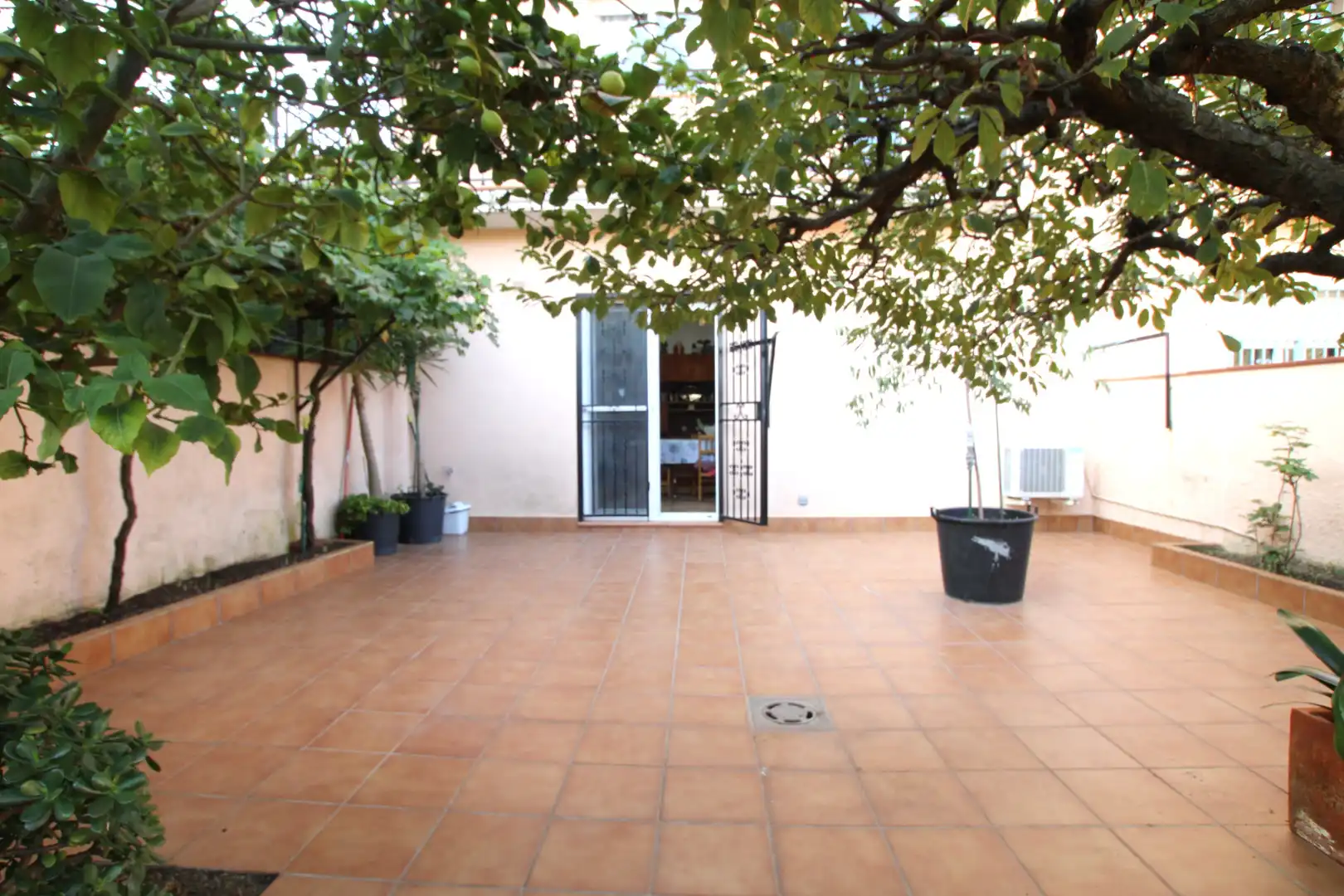 House with balcony for sale in Nucli Urbà