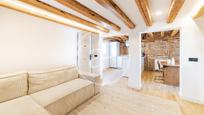 Living room of Flat to rent in  Madrid Capital  with Air Conditioner, Heating and Furnished