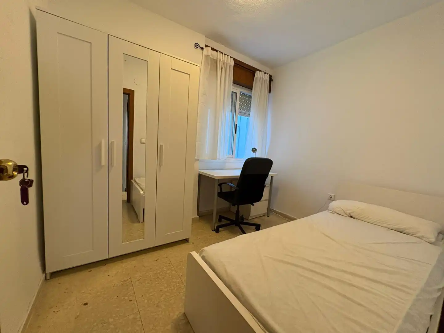 Habitación de Piso en venta en Córdoba con Aire acondicionado, Terraza y Trastero