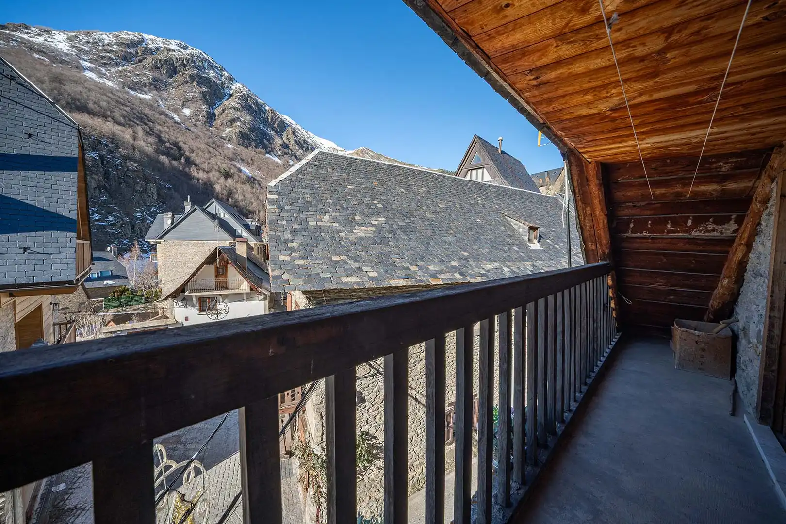 Balcony of Detached homes for sale in Naut Aran  with Heating, Parquet flooring and Furnished