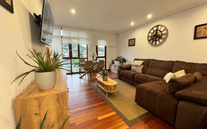 Living room of Flat for sale in Güeñes  with Heating