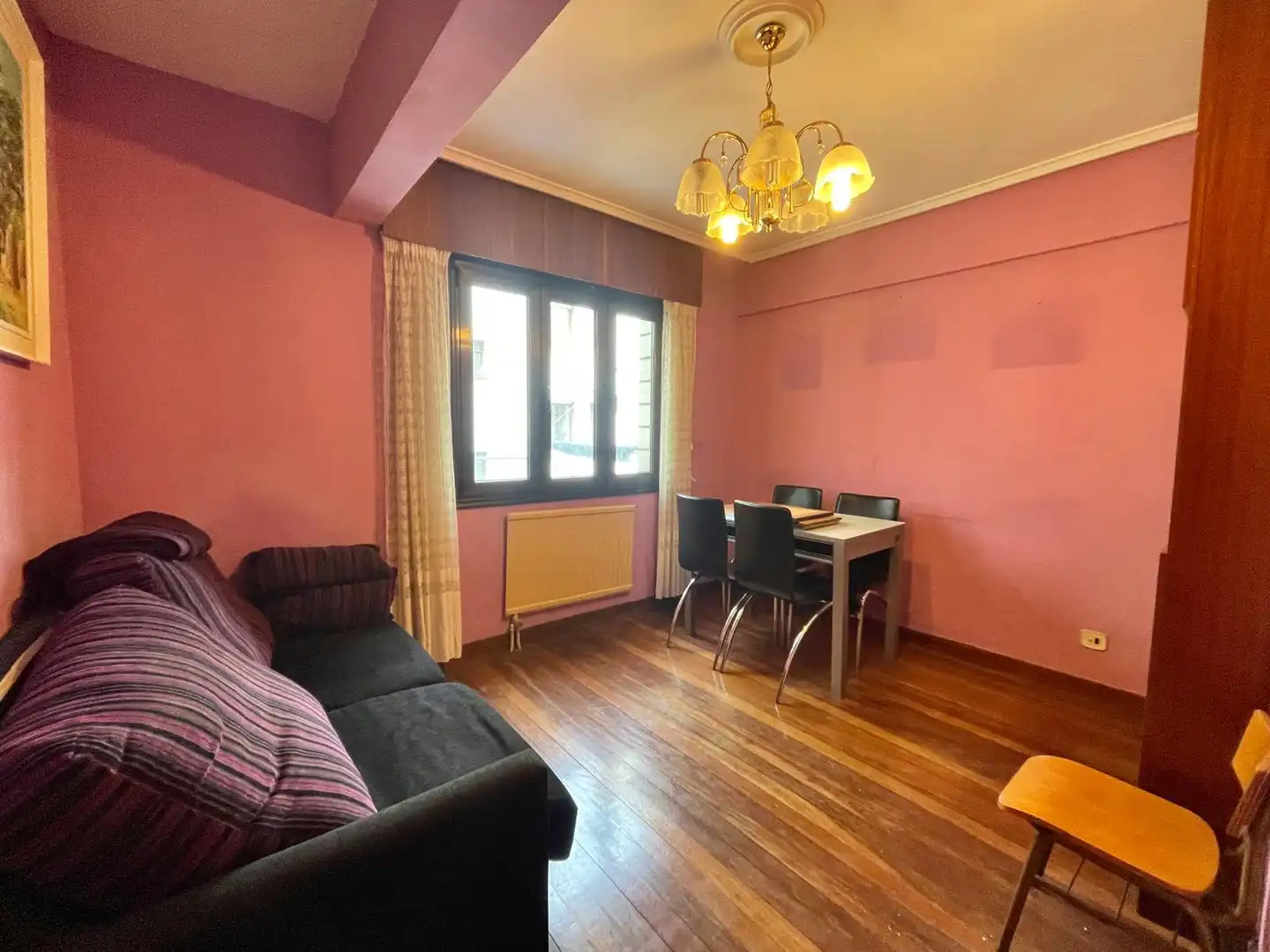 Sala de estar de Piso en venta en Bilbao  con Calefacción, Amueblado y Balcón