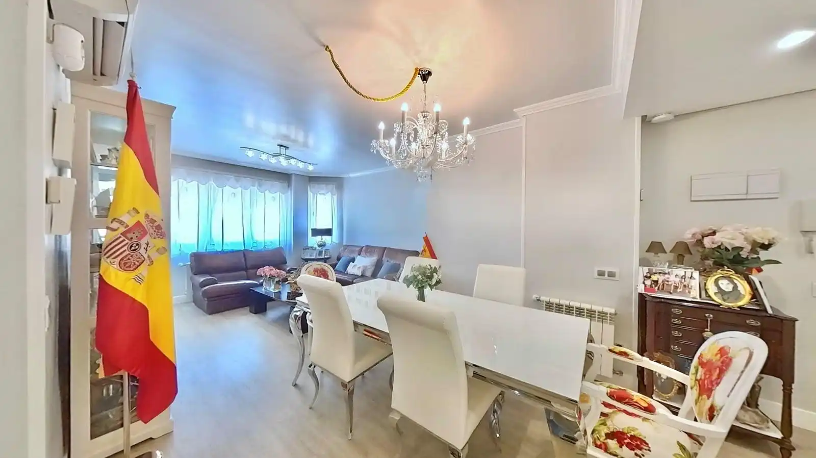 Comedor de Apartamento en venta en Boadilla del Monte con Aire acondicionado, Calefacción y Jardín privado