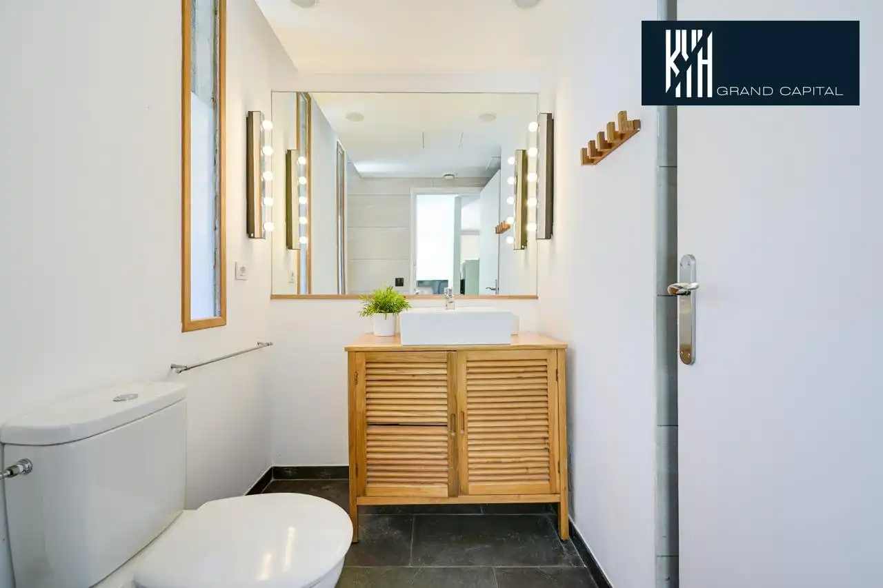 Detached house with pool for sale in Carrer Carrer Alexandria, imagen 82