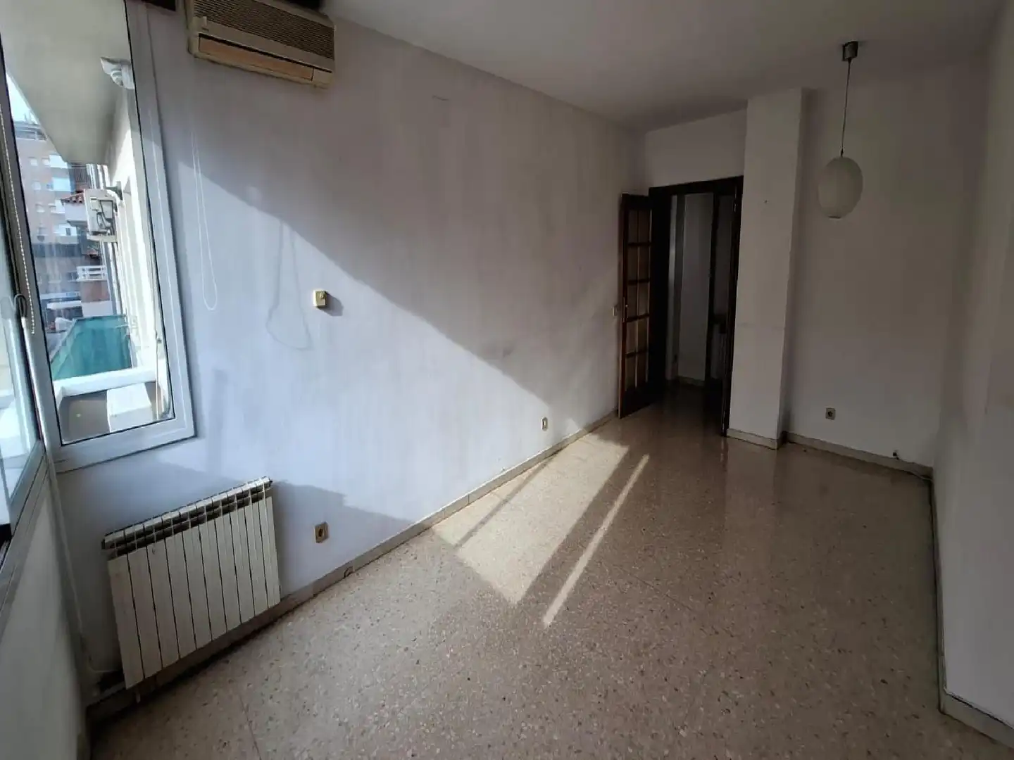 Dormitori de Pis en venda en L'Hospitalet de Llobregat