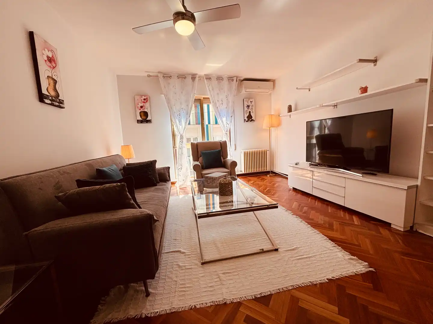 Sala d'estar de Pis en venda en Getafe amb Aire condicionat, Calefacció i Parquet