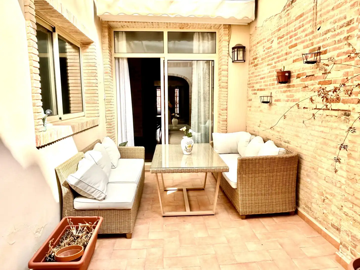 Terrasse von Haus oder Chalet zur Miete in Rafelbuñol / Rafelbunyol mit Klimaanlage, Heizung und Privatgarten