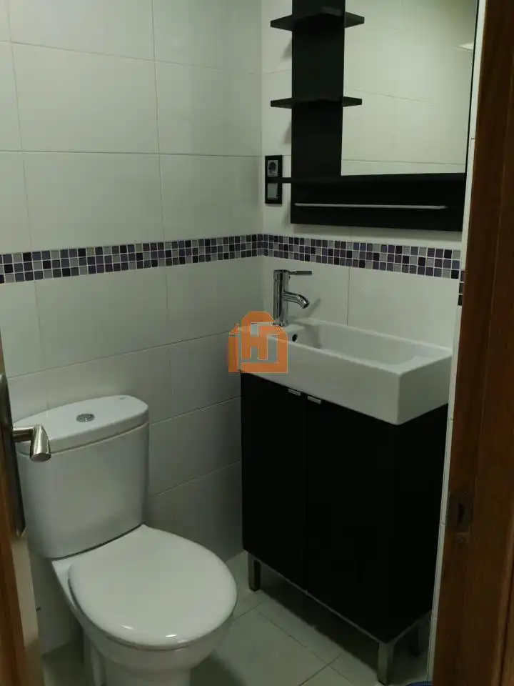 Badezimmer von Wohnung zum Verkauf in León Capital  mit Heizung, Parkett und Abstellraum