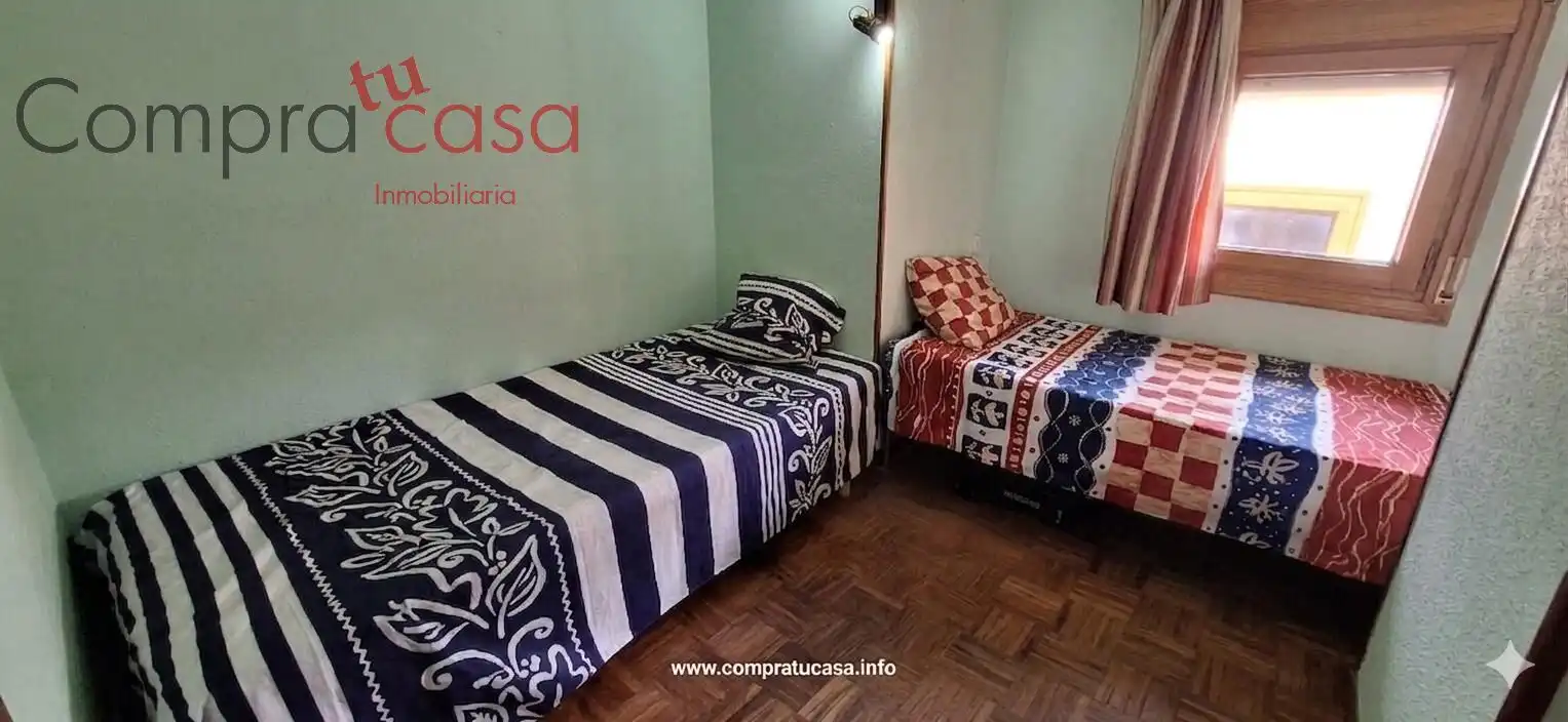 Bedroom of Attic for sale in Segovia  with Heating, Parquet flooring and Terrace