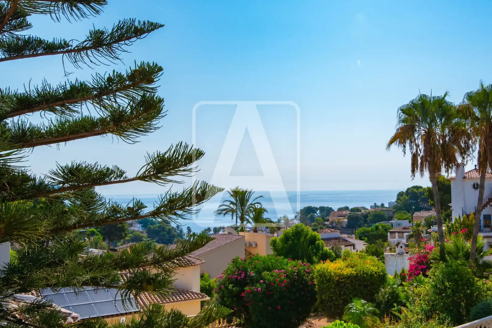 Detached house with pool for sale in La Fustera, imagen 2