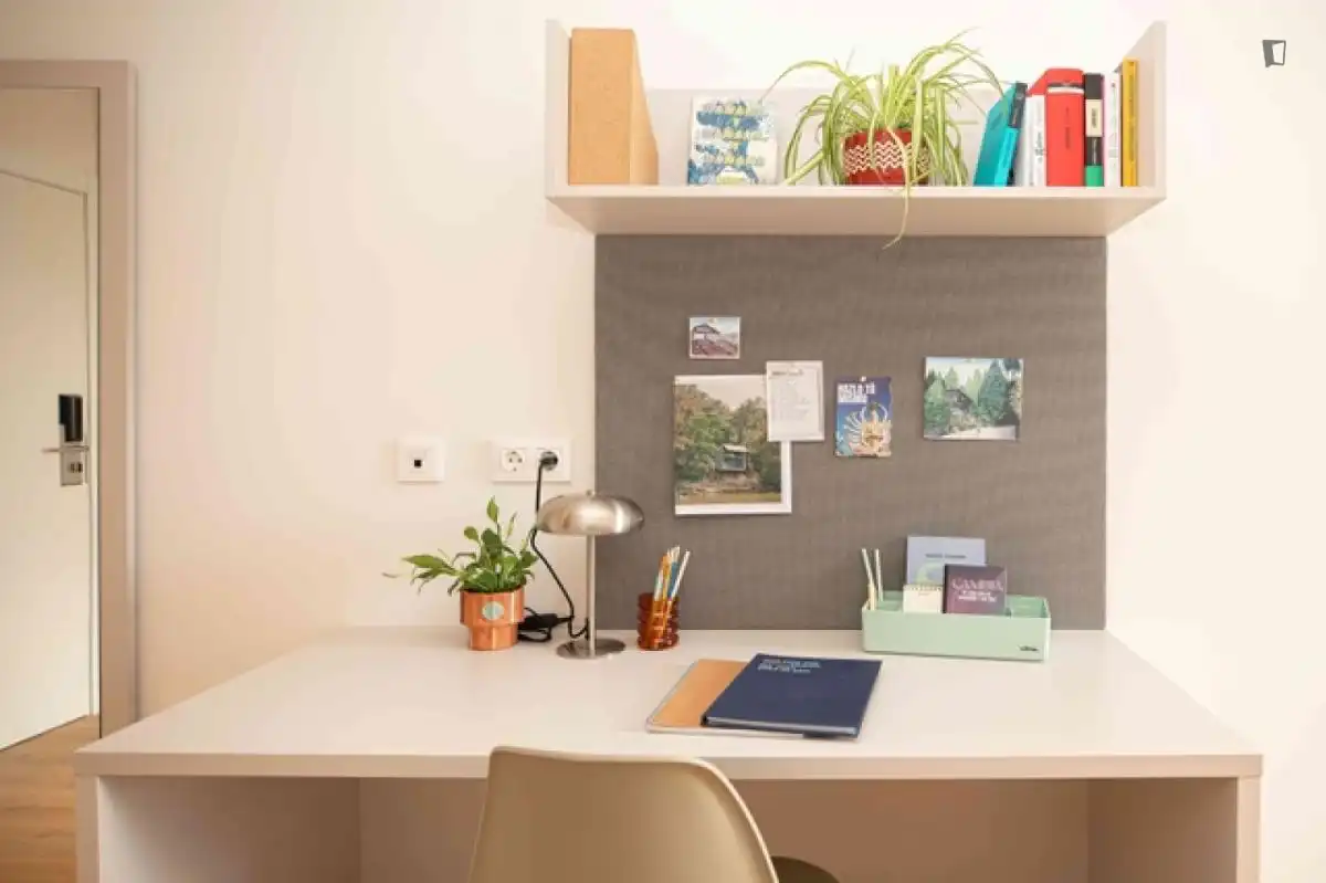 Schlafzimmer von Wohnung zur untervermieten in Salamanca mit Möbliert und Internet