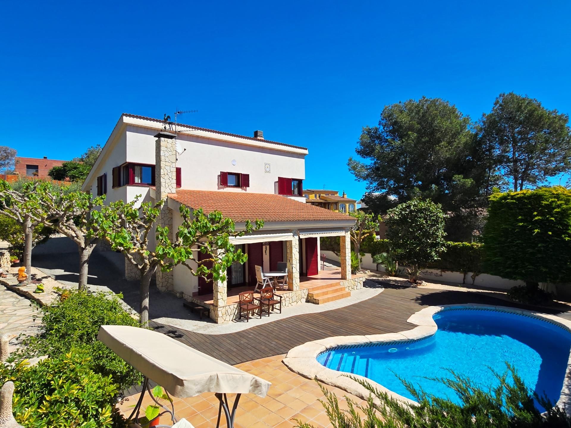 Jardí de Casa o xalet en venda en Canyelles amb Aire condicionat, Calefacció i Jardí privat