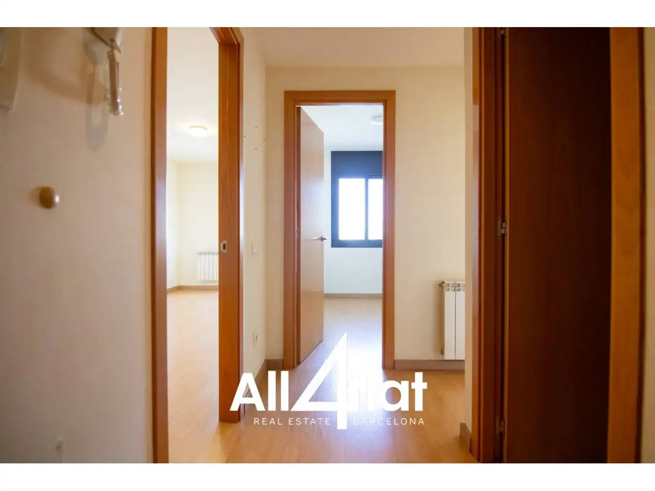 Piso de alquiler en Barcelona con Parquet, Terraza y Amueblado