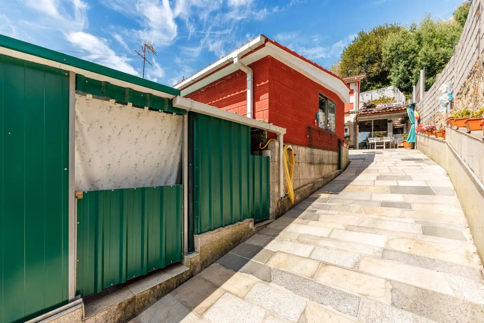 Exterior view of Houses for sale in Vigo   with Heating, Private garden and Terrace