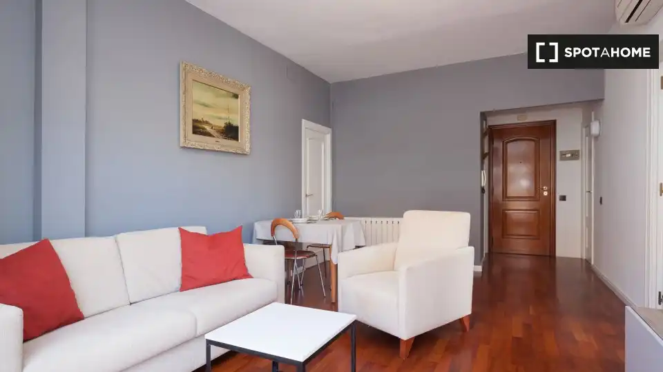 Flat with terrace to rent in Gràcia, imagen 3