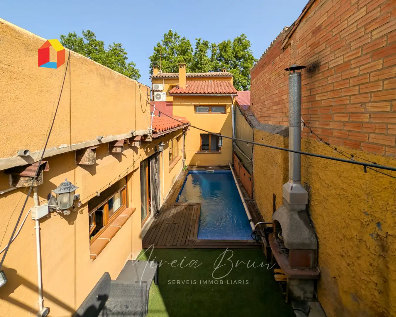 Piscina de Casa adosada en venta en Seva con Calefacción