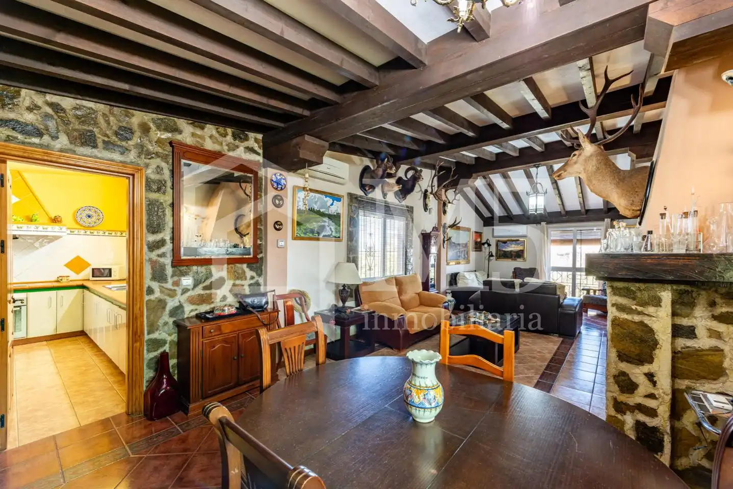 Comedor de Finca rústica en venta en Rincón de la Victoria con Aire acondicionado, Jardín privado y Terraza