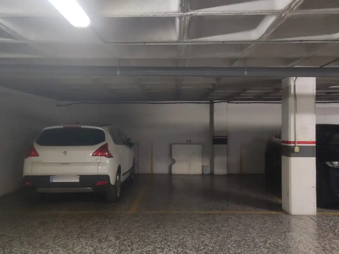 Aparcament de Garatge de lloguer en Norte