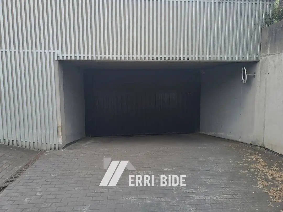 Vista exterior de Garaje en venta en Bakio