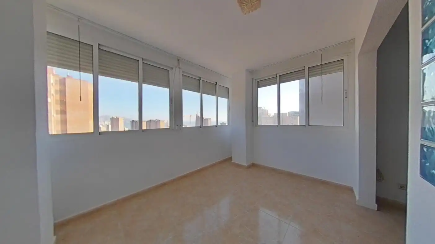 Habitación de Piso en venta en Benidorm