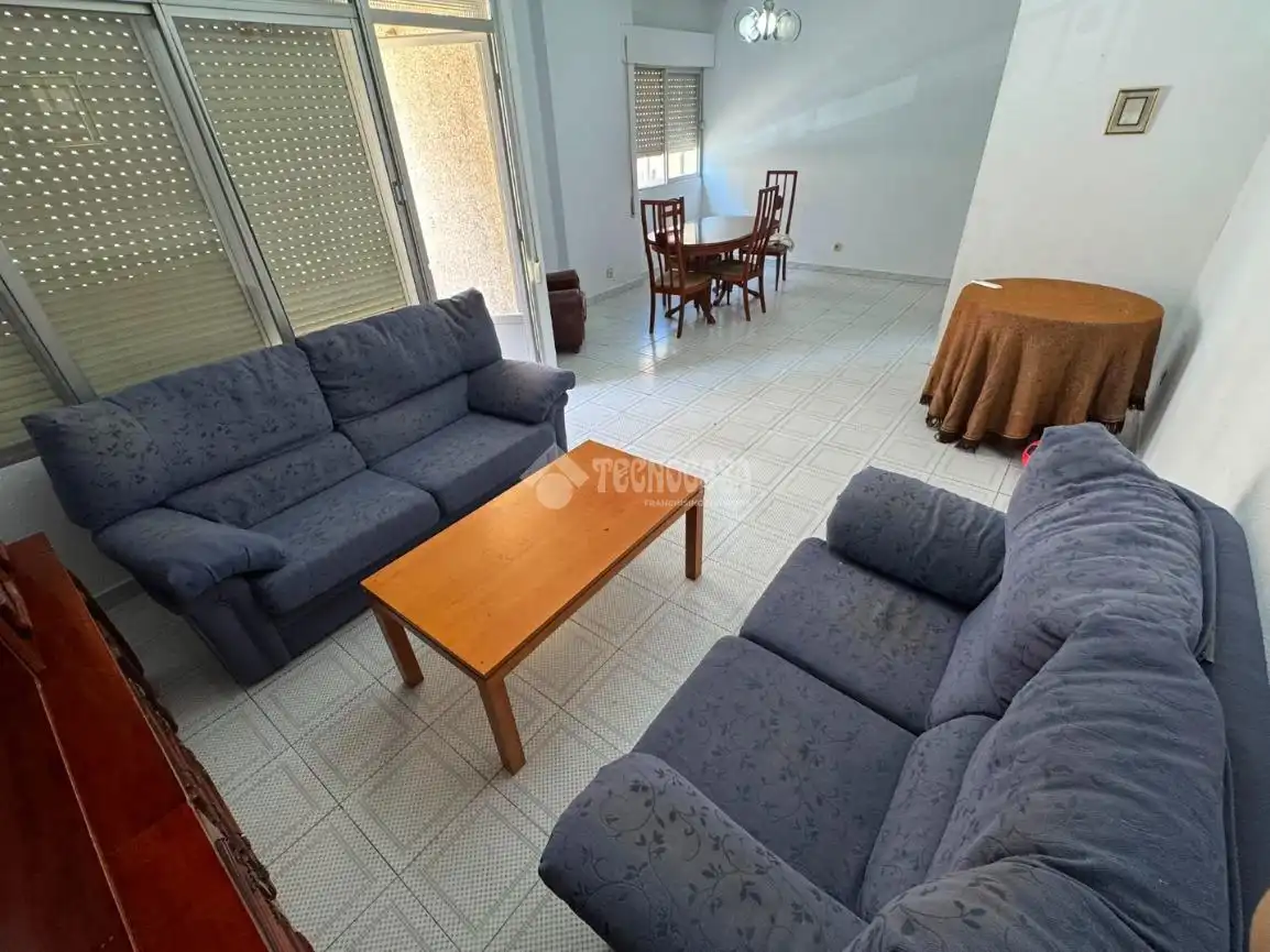 Casa amb terrassa en venda a Maria Auxiliadora - Barriada de Llera, imagen 7
