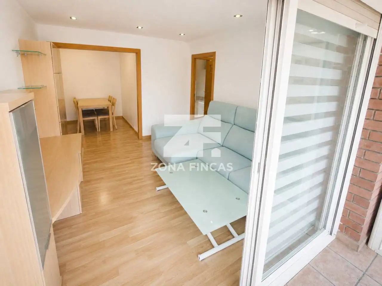 Living room of Flat for sale in Santa Coloma de Gramenet  with Air Conditioner, Heating and Parquet flooring