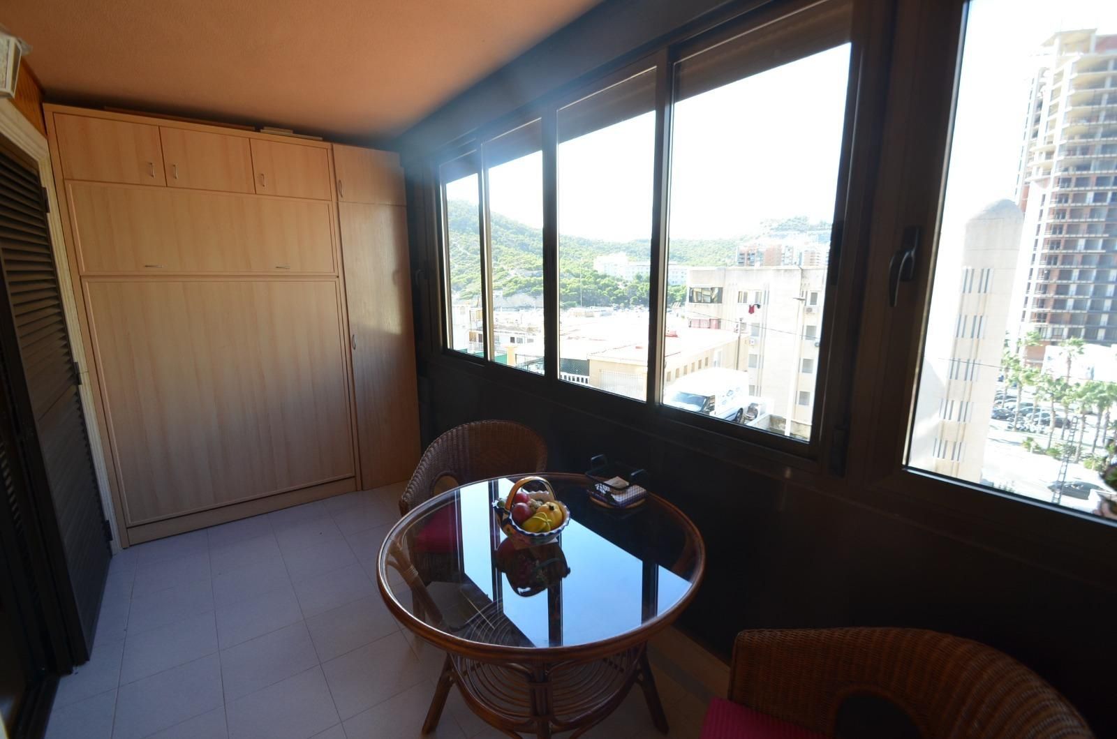 Habitación de Apartamento en venta en Finestrat con Terraza