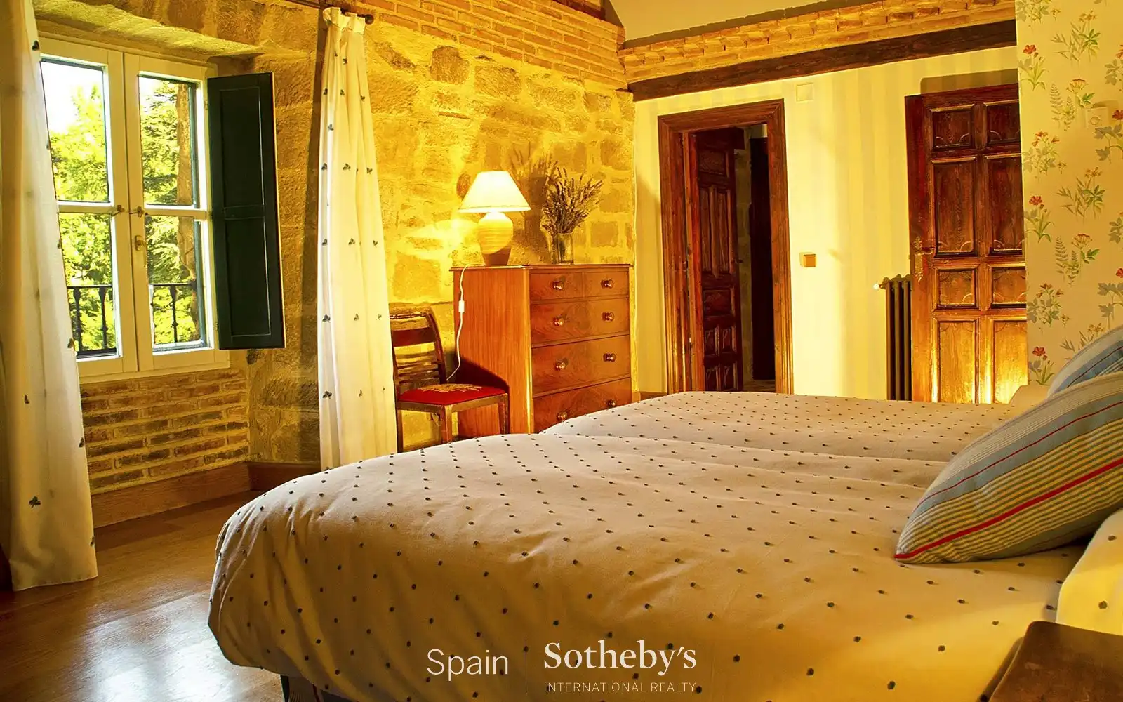 Schlafzimmer von Residential zum Verkauf in Villalba de Rioja