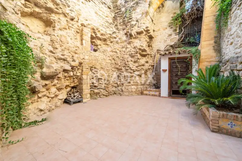 Casa o xalet en venda en Úbeda amb Terrassa i Balcó
