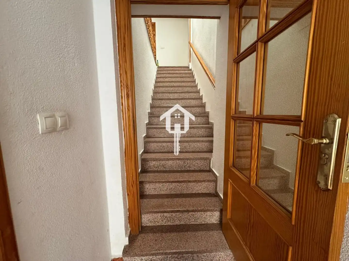 Casa adosada en venta en Alicante / Alacant con Terraza, Trastero y Amueblado
