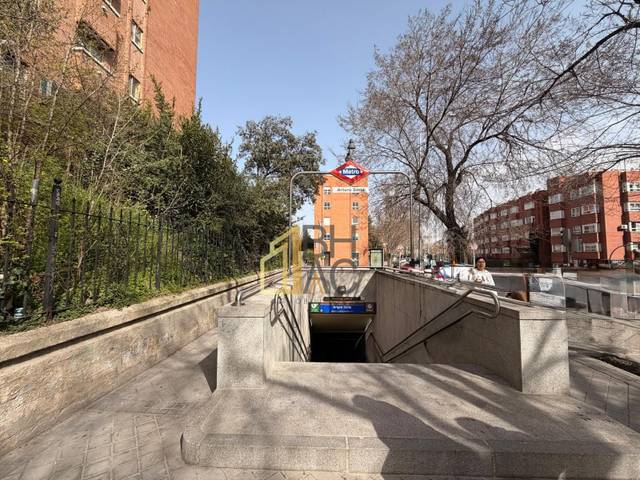 Piso en Alquiler en Ulises en Canillas