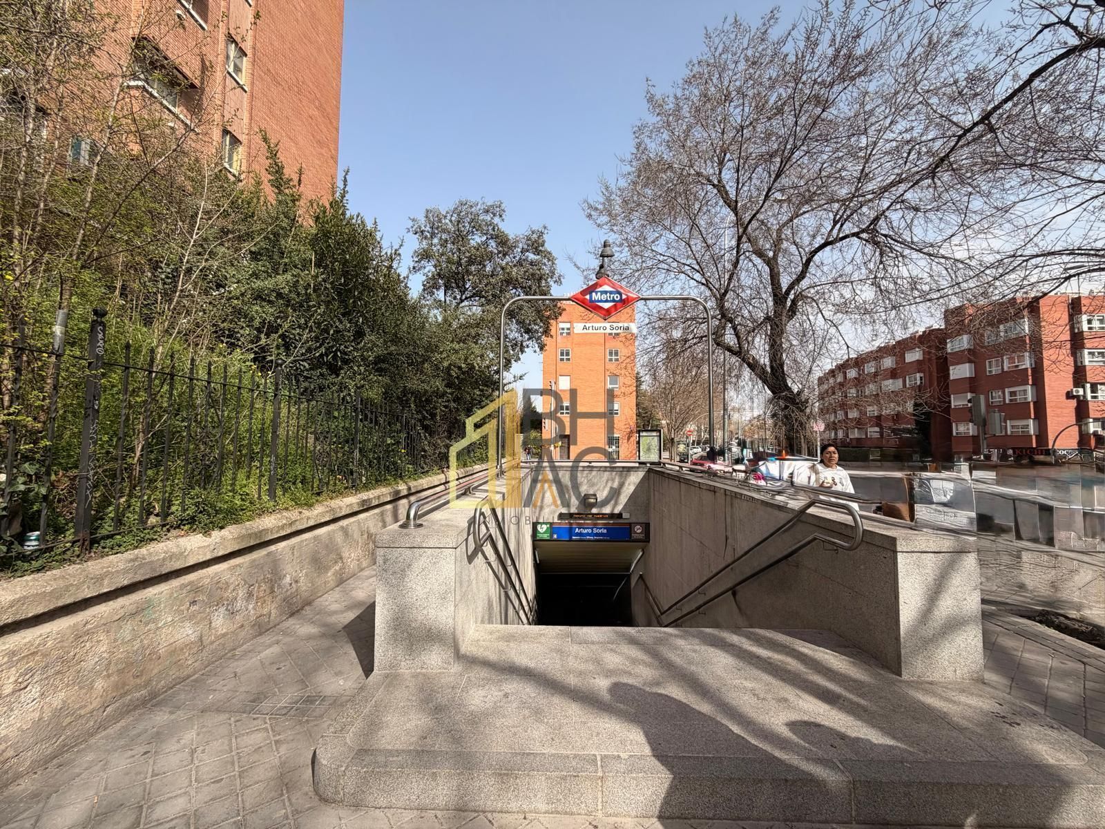 Exterior view of Flat for rent in  Madrid Capital  with Air Conditioner, Heating and Furnished