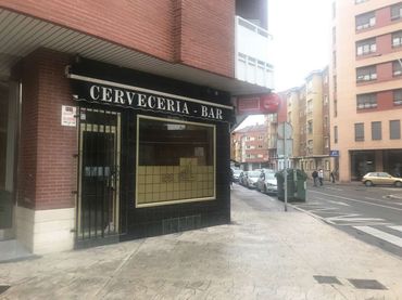 Local comercial en venda a San Claudio - La Chantría